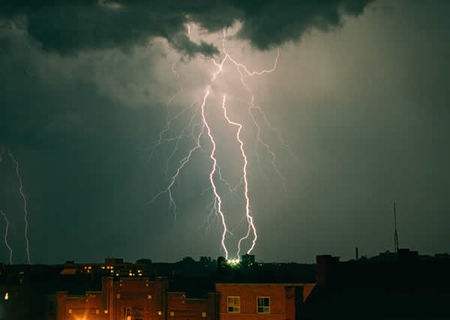 電子地磅秤怎么預(yù)防雷擊？介紹地磅秤雷電防護(hù)原理及具體措施